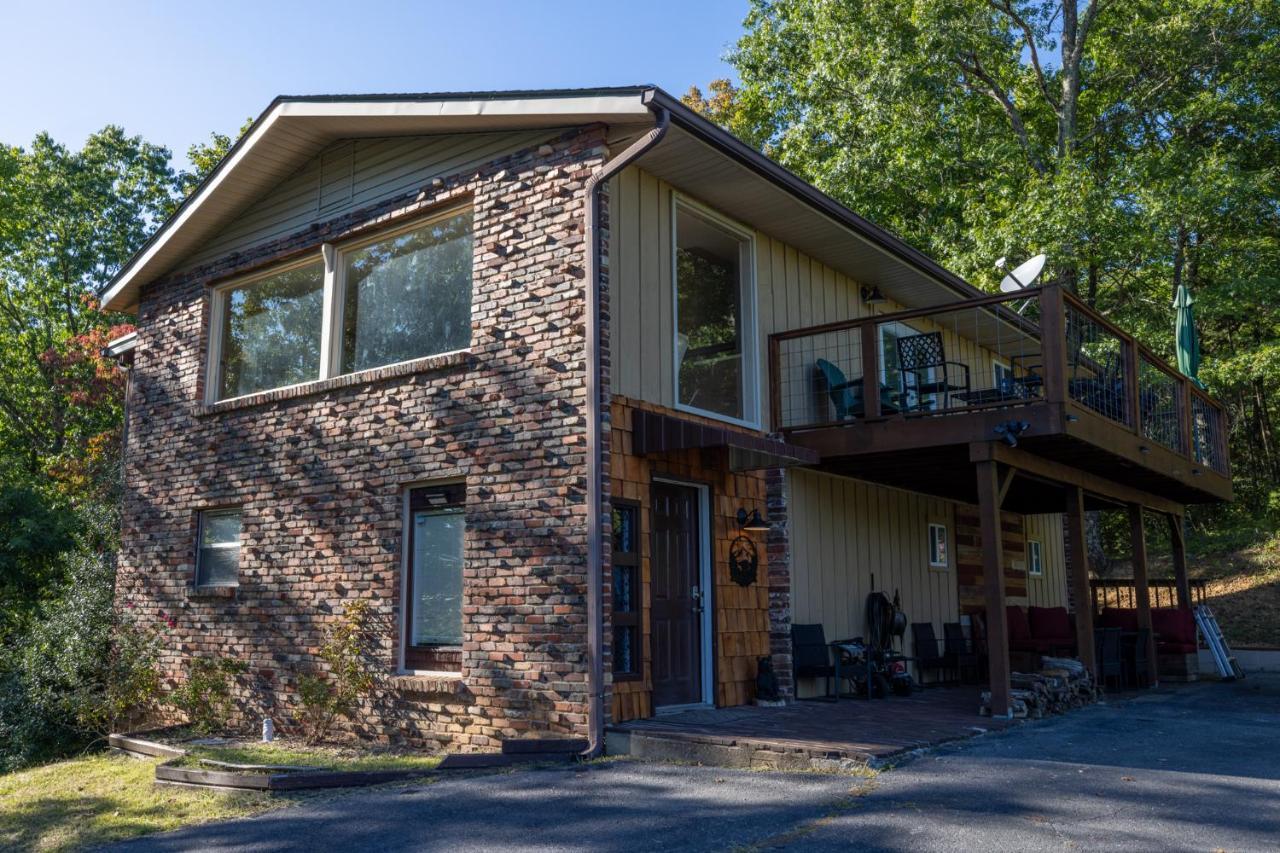Happy Trails - Cobbly Nob Resort Home Gatlinburg Exterior photo