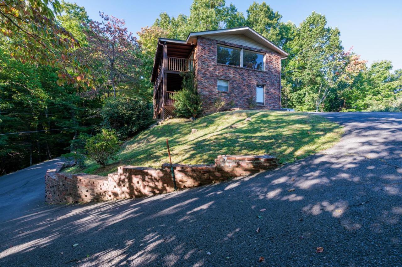 Happy Trails - Cobbly Nob Resort Home Gatlinburg Exterior photo